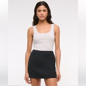 A&F Scarlet Black Mini Skort